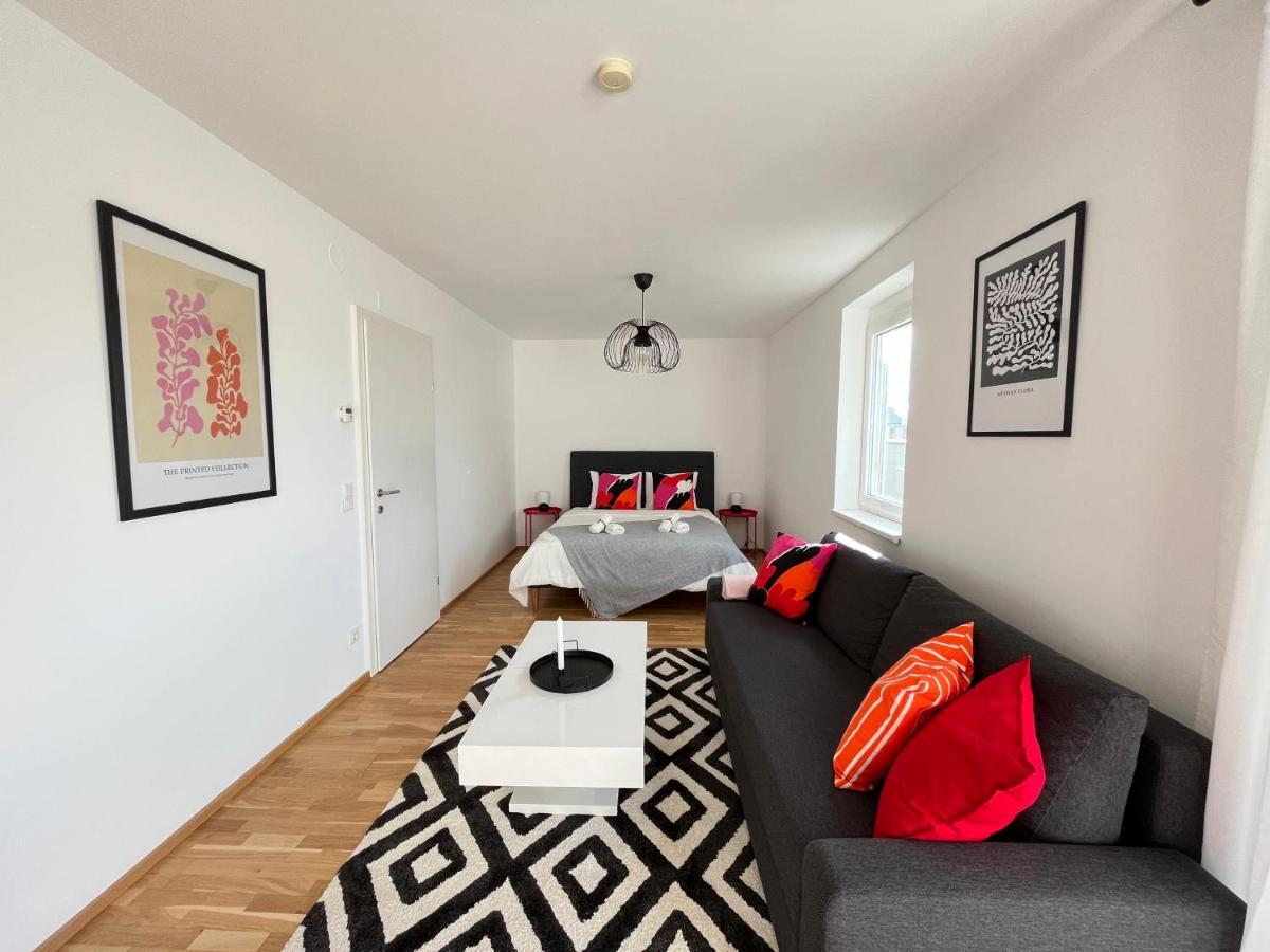 Penthouse Near Central Station With Free Parking Wien Exteriör bild