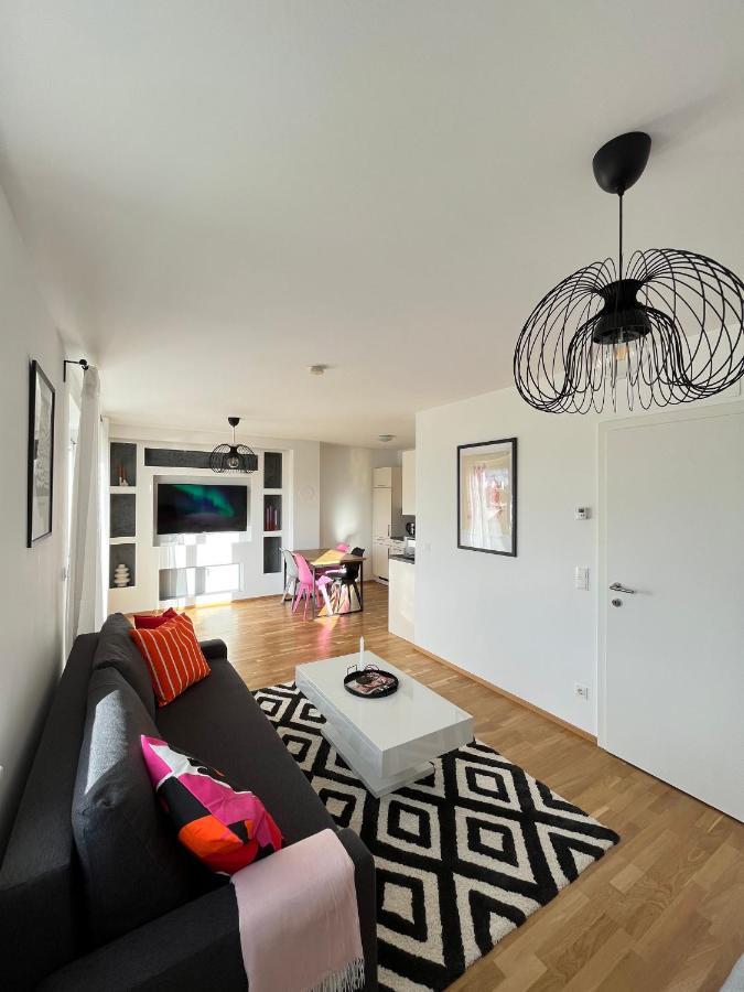 Penthouse Near Central Station With Free Parking Wien Exteriör bild