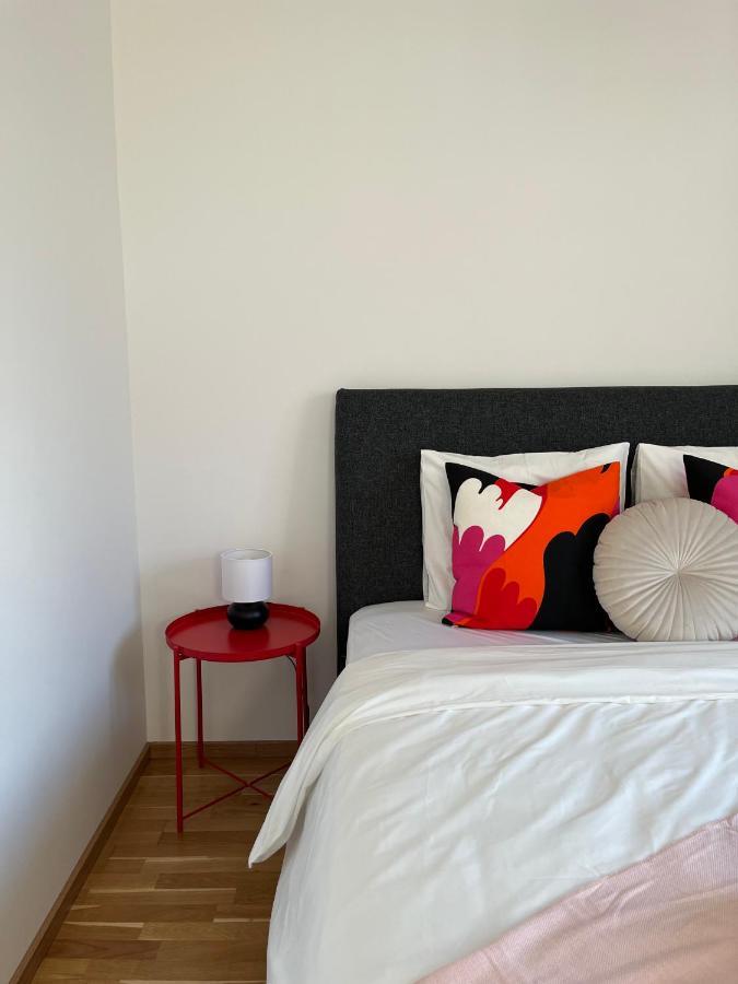 Penthouse Near Central Station With Free Parking Wien Exteriör bild