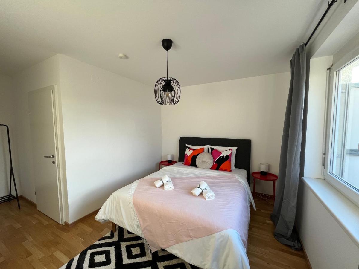 Penthouse Near Central Station With Free Parking Wien Exteriör bild