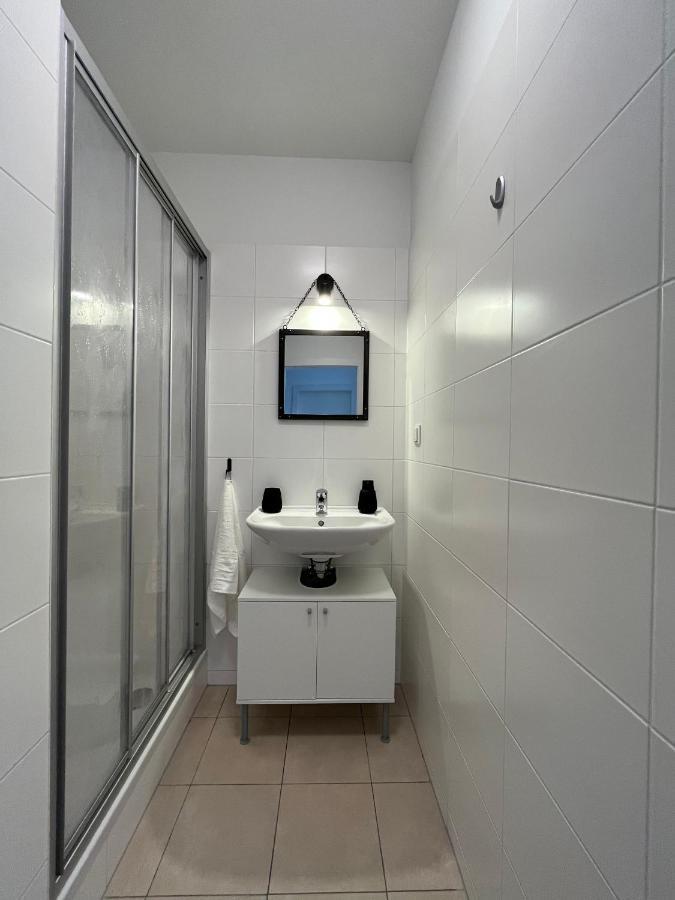 Penthouse Near Central Station With Free Parking Wien Exteriör bild